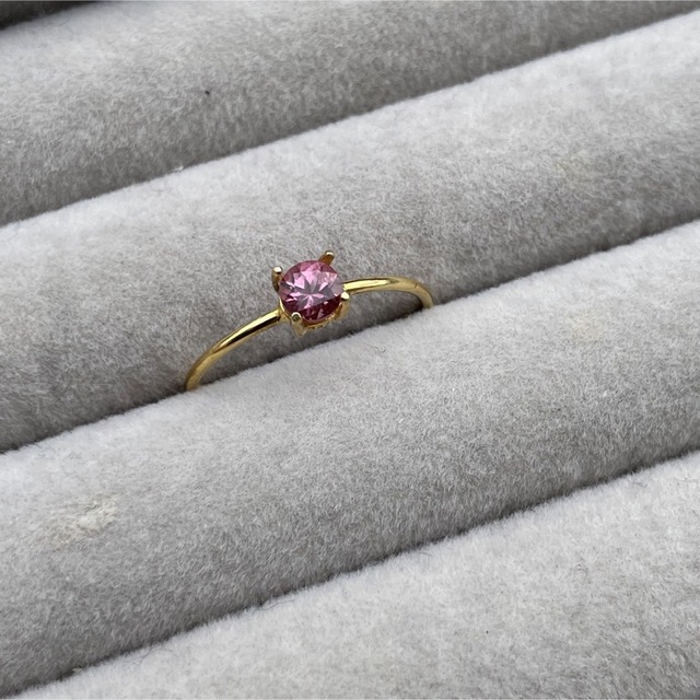 残り1点。　Rose pink ring … Malaya Garnet 5