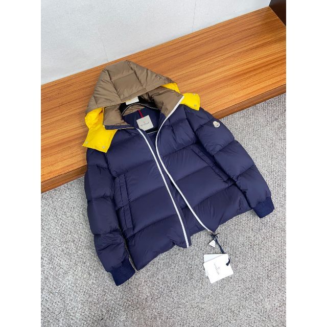 定番の中古商品 MONCLER 新品 モンクレール サイズ2 - ダウン