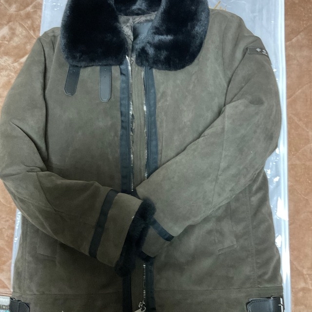 入荷しました ミケランじぇろ様専用 タトラス ダウンジャケット Rライン 美品 ボア