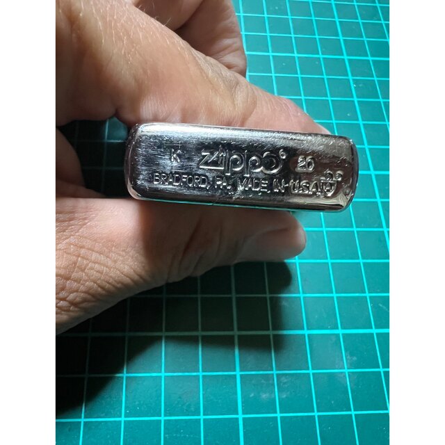 ZIPPO(ジッポー)のZippo 2点セット 1982製ジッポー Zippo Armor メンテ済み品 メンズのファッション小物(タバコグッズ)の商品写真