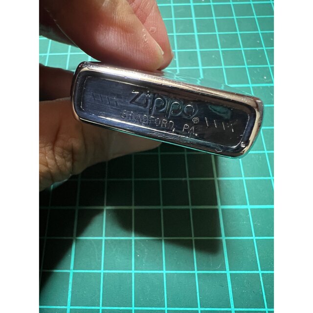 ZIPPO(ジッポー)のZippo 2点セット 1982製ジッポー Zippo Armor メンテ済み品 メンズのファッション小物(タバコグッズ)の商品写真