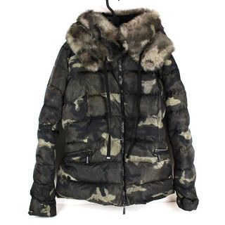モンクレール カモフラの通販 200点以上 | MONCLERを買うならラクマ モンクレール カモフラの通販 200点以上 | MONCLERを買うならラクマ