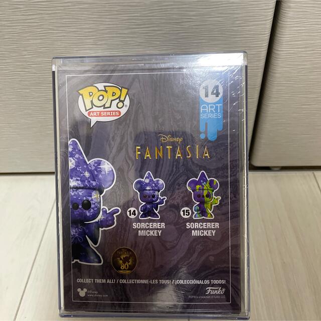 【最終値下】 FUNKO POP! ファンタジア　ソーサラー　ミッキー　パープル エンタメ/ホビーのおもちゃ/ぬいぐるみ(キャラクターグッズ)の商品写真