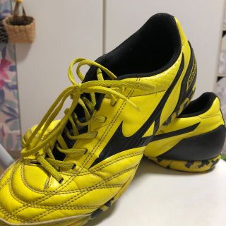 MIZUNO(シューズ ・ イエロー/黄色系)のフリマアイテム一覧 MIZUNO(シューズ ・ イエロー/黄色系)のフリマアイテム一覧