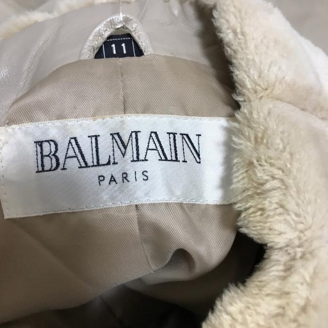 BALMAIN(バルマン)のバルマン コート サイズ11 M レディース - レディースのジャケット/アウター(その他)の商品写真