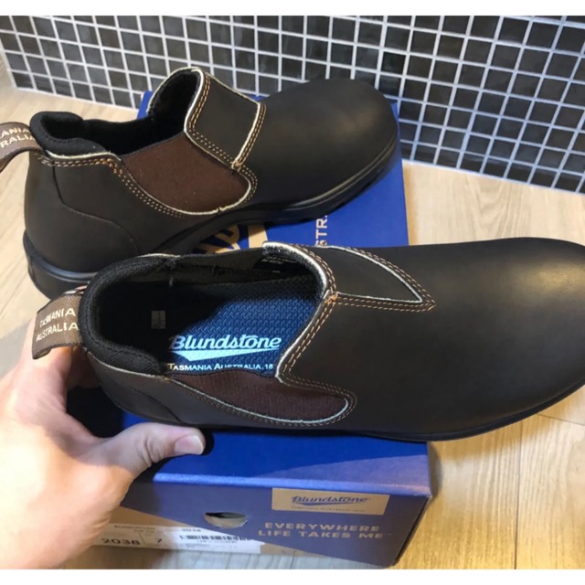 Blundstone(ブランドストーン)の【新品未使用】ブランドストーン ローカット　UK7 メンズの靴/シューズ(ブーツ)の商品写真