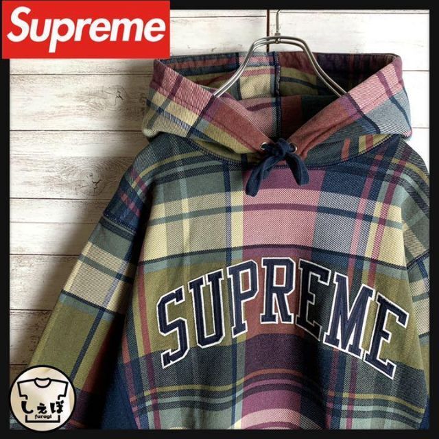 Supreme(シュプリーム)の【即完売モデル】シュプリーム☆刺繍アーチロゴ総柄パーカー　入手困難　人気デザイン メンズのトップス(パーカー)の商品写真