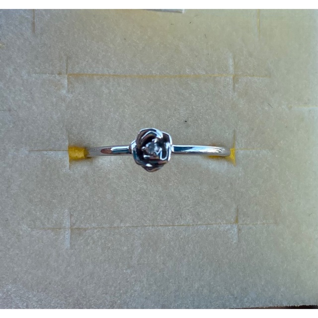バラモチーフ　リング　8号　ダイヤ　k10  レディースのアクセサリー(リング(指輪))の商品写真