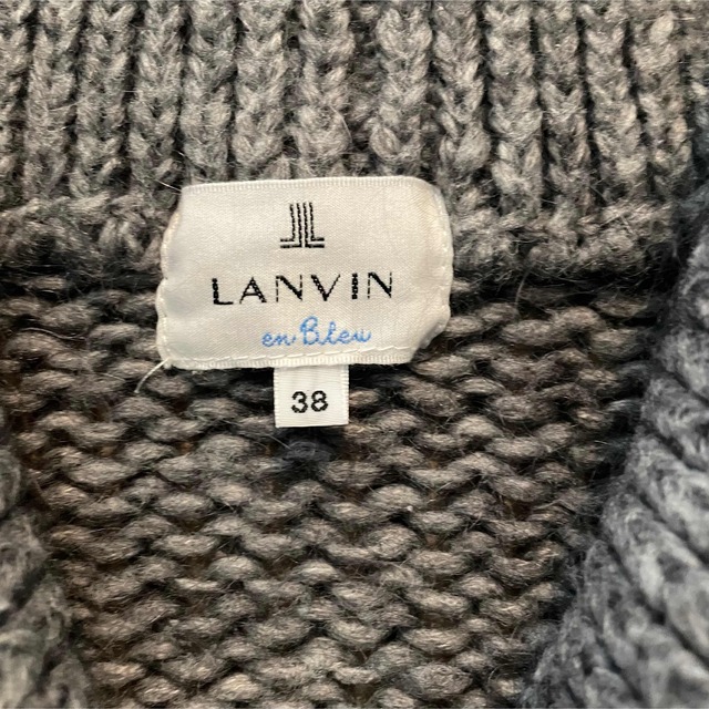 LANVIN en Bleu(ランバンオンブルー)の定価約2.7万円 美品 変形 デザイン ニット モヘア カーディガン レディースのトップス(カーディガン)の商品写真