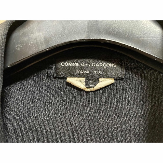 COMME des GARCONS HOMME PLUS(コムデギャルソンオムプリュス)の即完売　コムデギャルソン オムプリュス　オーバーサイズカーディガン　ギャルソン メンズのトップス(カーディガン)の商品写真