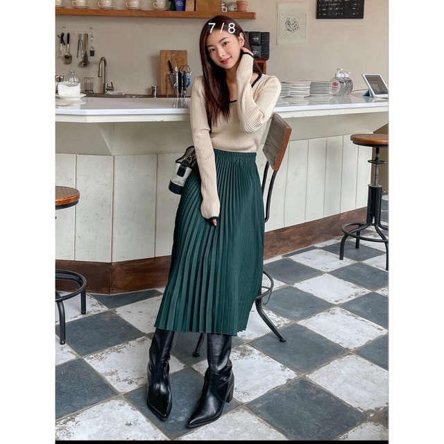 SHEIN ハイウェスト　プリーツ　スカート　Lサイズ　ダークグリーン レディースのスカート(ロングスカート)の商品写真