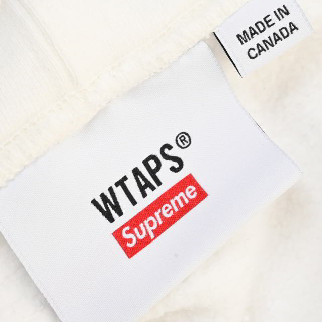 Supreme(シュプリーム)のSupreme × WTAPS Sic'em! プルオーバー パーカ メンズのトップス(パーカー)の商品写真