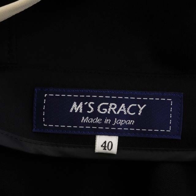 M'S GRACY(エムズグレイシー)のエムズグレイシー リボンスパンコールジップアップワンピース ひざ丈 長袖 レディースのワンピース(ひざ丈ワンピース)の商品写真