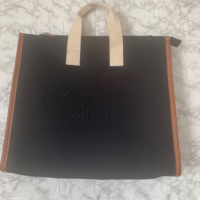 Maison Kitsuneメゾンキツネ コントゥア フォックス E/W トート