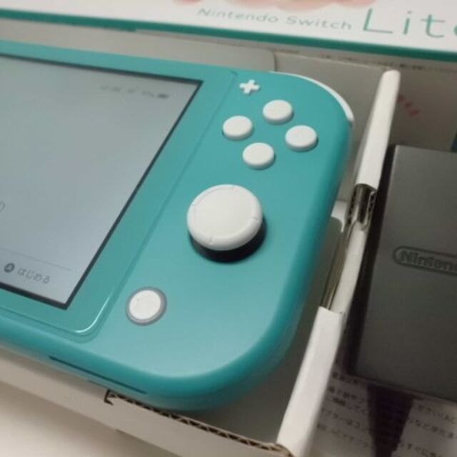 Nintendo Switch(ニンテンドースイッチ)のNintendo Switch Lite Turquoise任天堂スイッチライト エンタメ/ホビーのゲームソフト/ゲーム機本体(携帯用ゲーム機本体)の商品写真