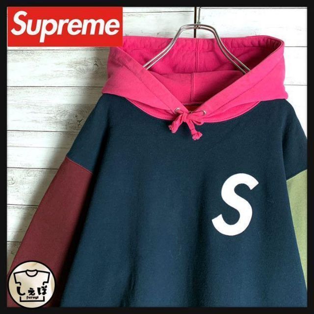 大人気 supreme パーカー 青