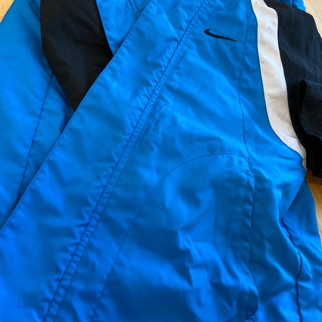 NIKE(ナイキ)のNIKE キッズ　ウインドブレーカー　120 キッズ/ベビー/マタニティのキッズ服男の子用(90cm~)(ジャケット/上着)の商品写真