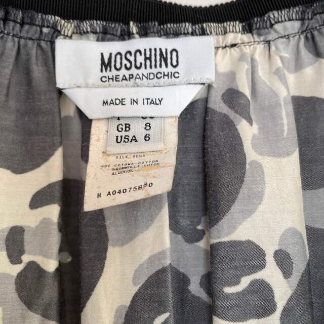 MOSCHINO(モスキーノ)のモスキーノシルクワンピース36 レディースのワンピース(ひざ丈ワンピース)の商品写真