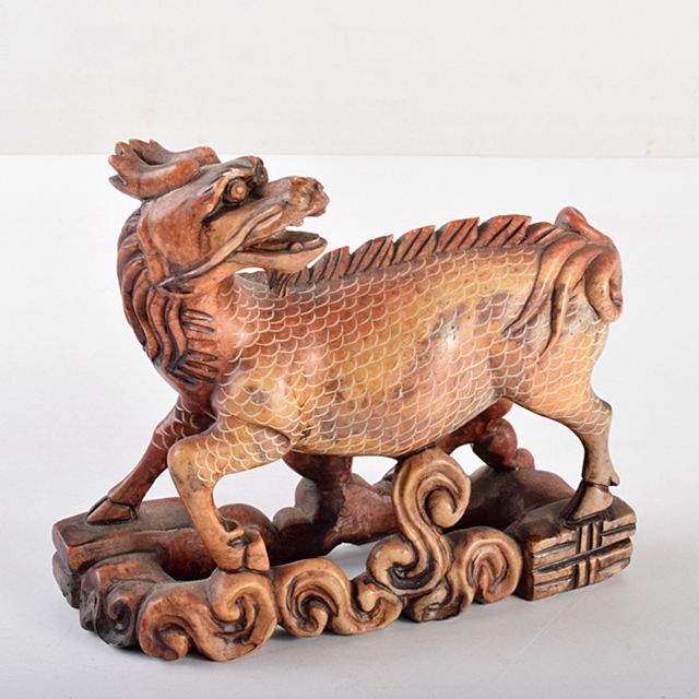 中国　玉石寿山石彫刻　神獣　置物　C　R5125
