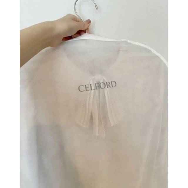 CELFORD(セルフォード)のCELFORD ベージュワンピース　36 レディースのワンピース(ひざ丈ワンピース)の商品写真