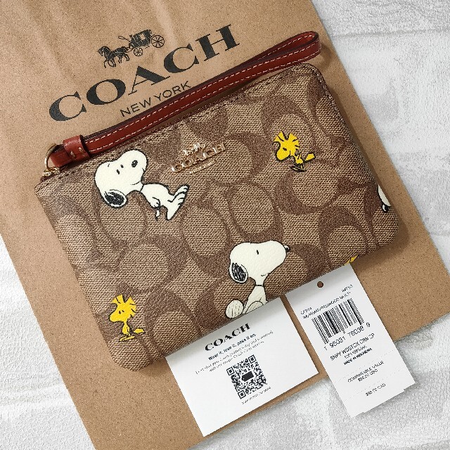 販売在庫 Coach（コーチ）スヌーピー リストポーチ | yasnabeauty.com