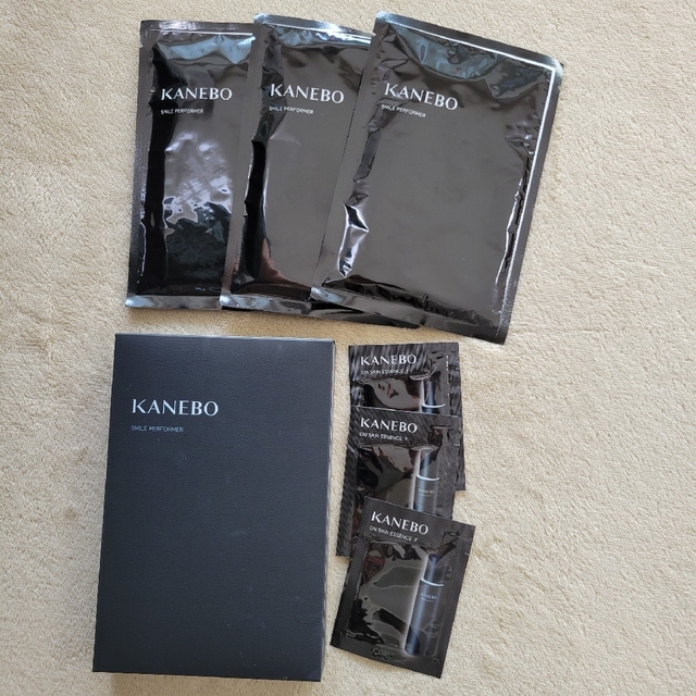 Kanebo(カネボウ)のカネボウ　スマイルパフォーマー&オンスキンエッセンスFのサンプル　3セット コスメ/美容のスキンケア/基礎化粧品(パック/フェイスマスク)の商品写真