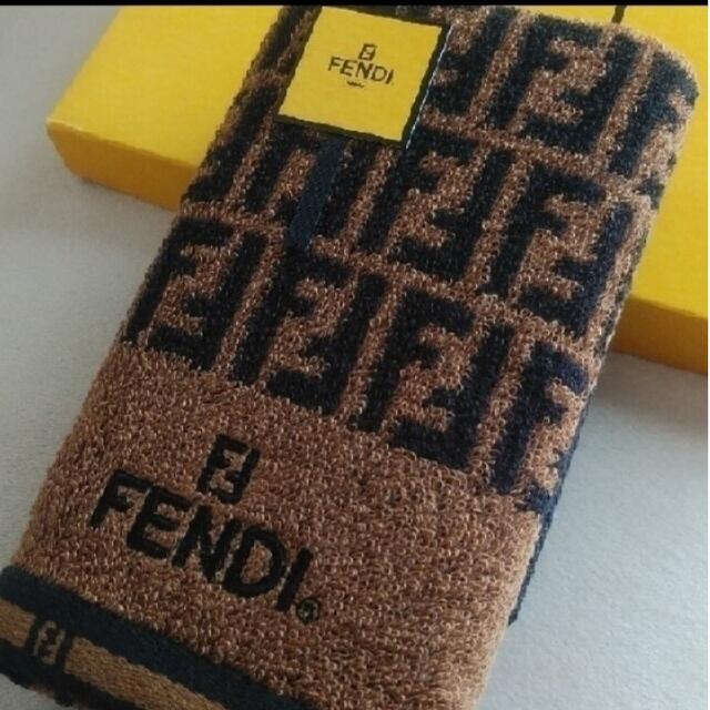 FENDI(フェンディ)の新品未使用　FENDIフェイスタオル インテリア/住まい/日用品の日用品/生活雑貨/旅行(タオル/バス用品)の商品写真