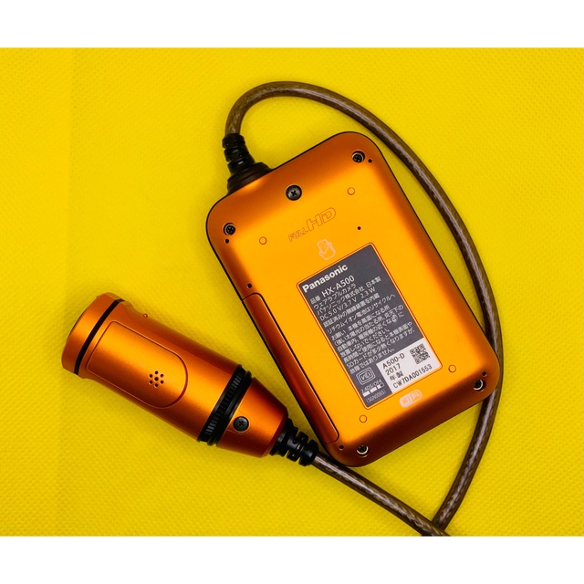 Panasonic(パナソニック)の値下げ！ウェアラブルカメラ HX-A500 4Kアクションカメラ　オレンジ　美品 スマホ/家電/カメラのカメラ(コンパクトデジタルカメラ)の商品写真