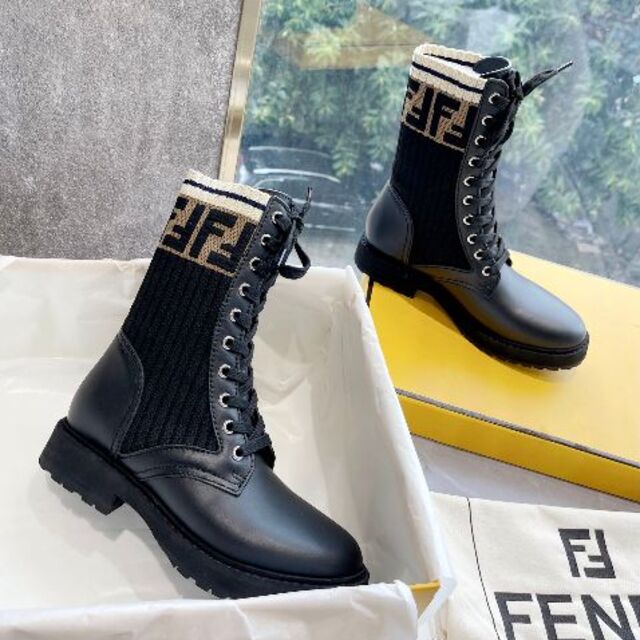 爆売り! ニット FENDI ズッカ フェンディ - フェンディ 5686 ロココ