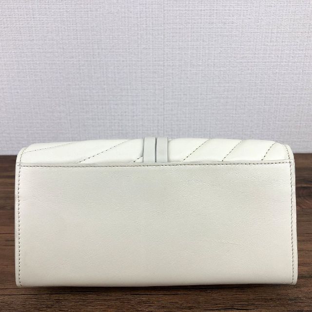 Chloe - 未使用品 Chloe 長財布 ホワイト 箱付き 199の通販 by old