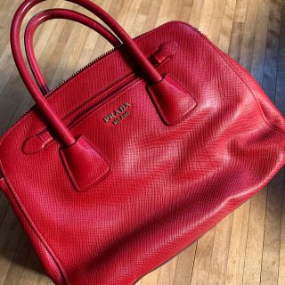 激レア ✨PRADA ハンドバッグ サフィアーノ ルクス レザー　レッド　赤