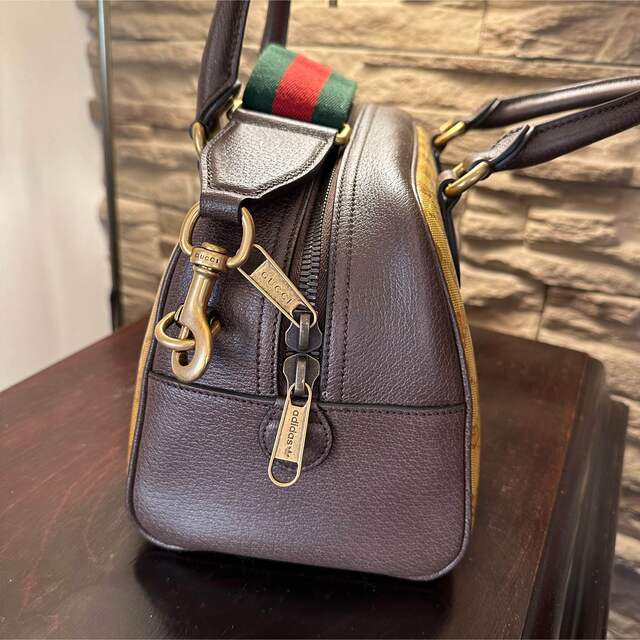 Gucci(グッチ)の☆次回クーポン発券時までお取り置きエミミ様専用！ レディースのバッグ(ショルダーバッグ)の商品写真