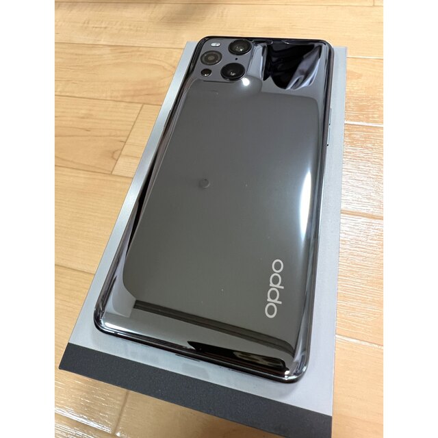 OPPO(オッポ)の中古 OPPO Find X3 Pro 256GB グロスブラック SIMフリー スマホ/家電/カメラのスマートフォン/携帯電話(スマートフォン本体)の商品写真