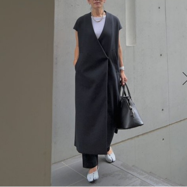 july nine ジレ-