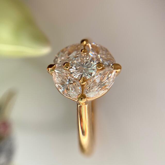 k18  まるで1粒のよう  美しいダイヤモンドデザイン  1.08ct リング レディースのアクセサリー(リング(指輪))の商品写真