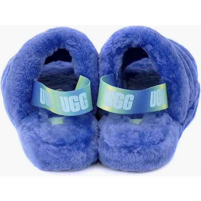 UGG(アグ)の花桜様　✨25幅広～25.5相当✨UGG✨FLUFF YEAH SLIDE✨ レディースの靴/シューズ(サンダル)の商品写真