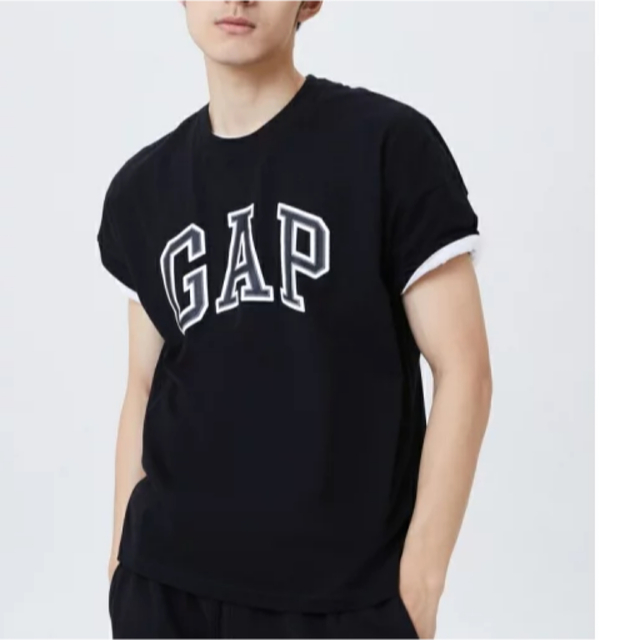 GAP(ギャップ)の新品✨タグ付き♪定価3,990円　半袖Tシャツ　ブラック　Lサイズ　綿素材 メンズのトップス(Tシャツ/カットソー(半袖/袖なし))の商品写真