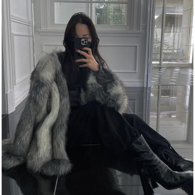 melt the lady oversize fur jacket