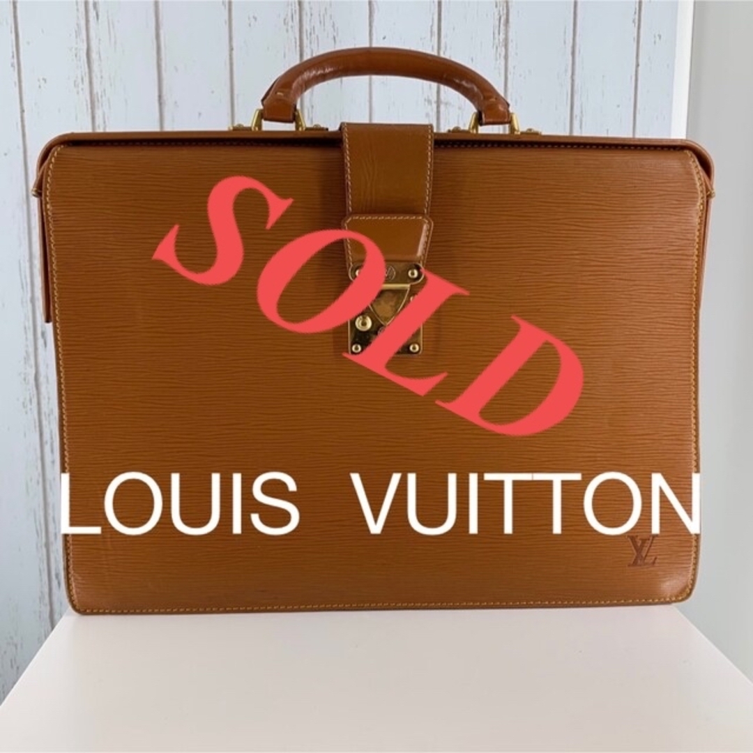 ルイ・ヴィトン エピ セルヴィエット フェルモワール LOUISVUITTON-