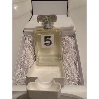 シャネル(CHANEL)のCHANEL  No.５　２０２１年ホリデー限定品✨(香水(女性用))