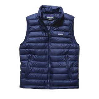 パタゴニア(patagonia)の新品未使用　パタゴニア　ダウンベスト　L ネイビー(ダウンベスト)