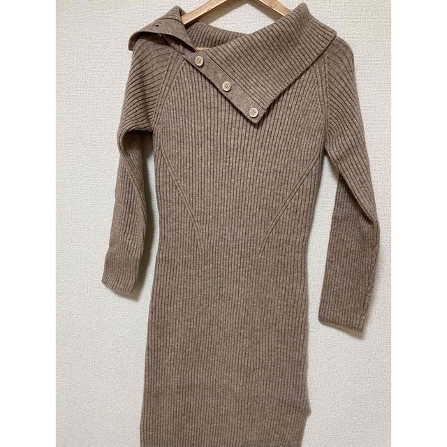 Button Offshoulder Knit Onepiece レディースのワンピース(ロングワンピース/マキシワンピース)の商品写真