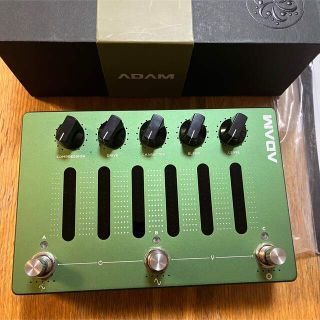 Darkglass Electronics ADAM (ベースエフェクター)