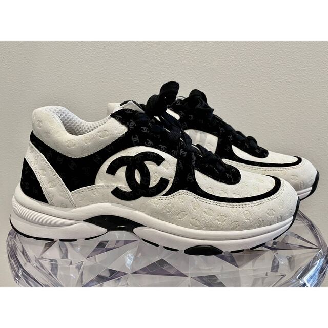 セール特価 CHANEL - 【シャネル】スニーカー 38 スニーカー - hesnor.com