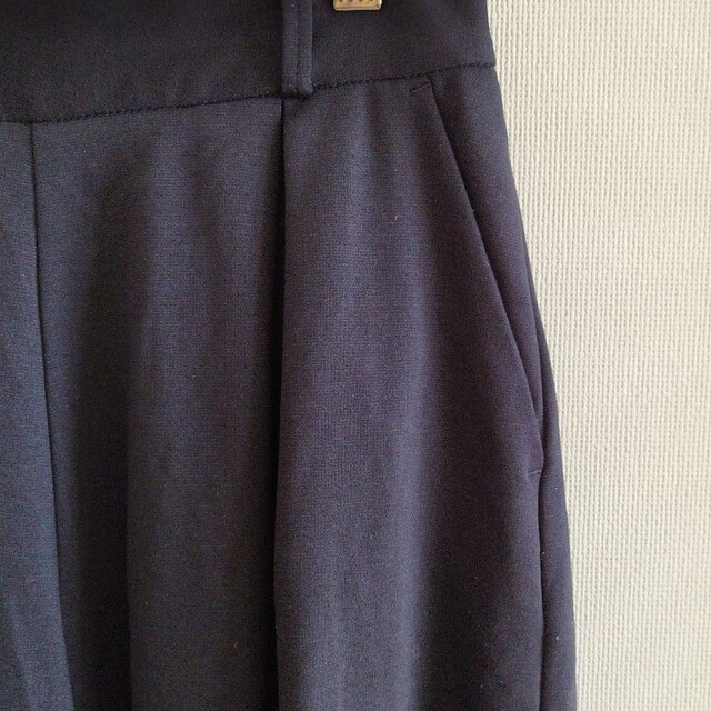 GU(ジーユー)のGUジーユー ガウチョパンツ スカート レディースのスカート(ひざ丈スカート)の商品写真