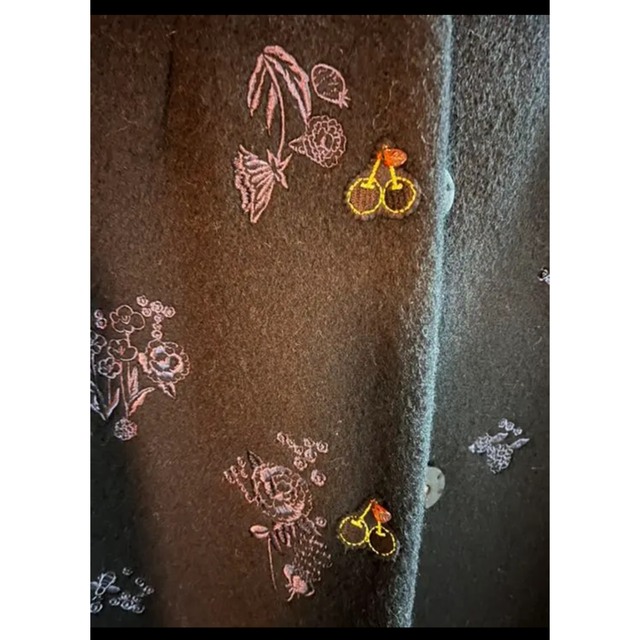 franche lippee(フランシュリッペ)のフランシュリッペ　FL5  刺繍コート レディースのジャケット/アウター(ロングコート)の商品写真