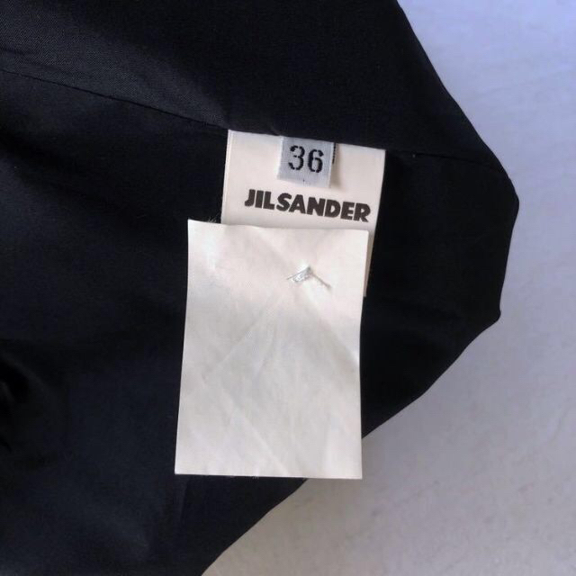 Jil Sander(ジルサンダー)の[良品 高級 ] ジルサンダー スカート ひざ丈 ブラック イタリア製 レディースのスカート(ひざ丈スカート)の商品写真