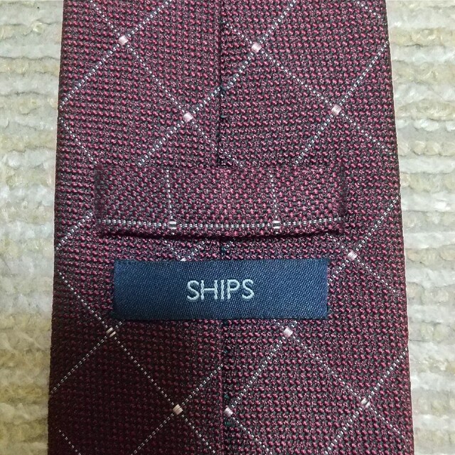 SHIPS(シップス)のSHIPS(シップス)ネクタイ(メンズ)ワインレッド·シルバー&ブルー 2本 メンズのファッション小物(ネクタイ)の商品写真