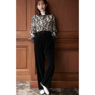 クラネ(CLANE)のCOLOR LINE VELOR PANTS  田中みな実(カジュアルパンツ)