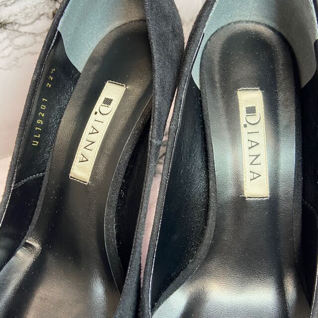 DIANA(ダイアナ)の✨レッドソール✨DIANA ダイアナ　スエード　ブラックカラー 22.5cm レディースの靴/シューズ(ハイヒール/パンプス)の商品写真